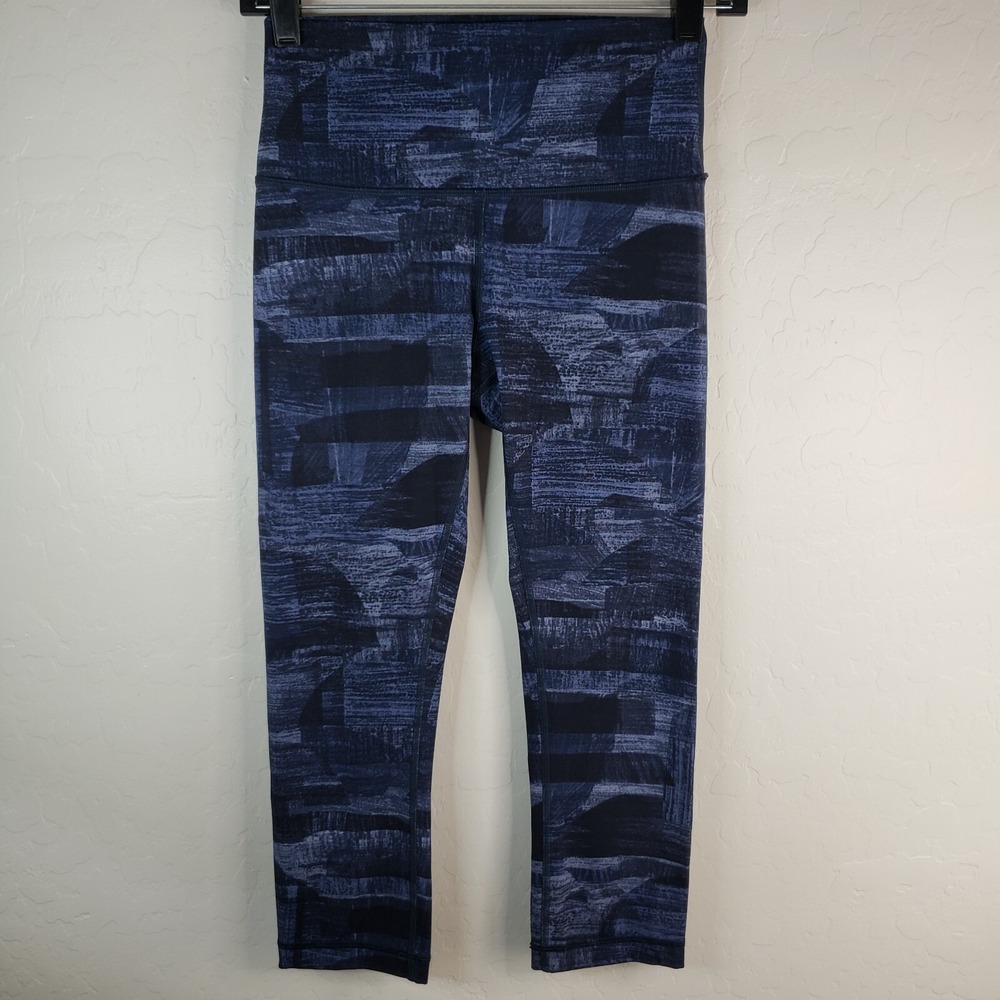 Lululemon Pants Women's 6 Blue‎ Geometric Wunder Under Cropped Leggings W6AI3S - Picture 1 of 9
